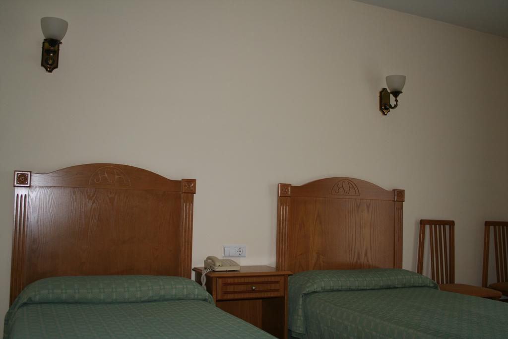 Hotel Austria 76 Puerto de Sagunto Exterior photo